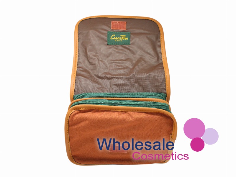9 x Caractere Daniel Hechter Toiletry Hand bag